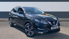 Nissan Qashqai 1.5 dCi N-Connecta [Glass Roof Pack] 5dr Diesel Hatchback